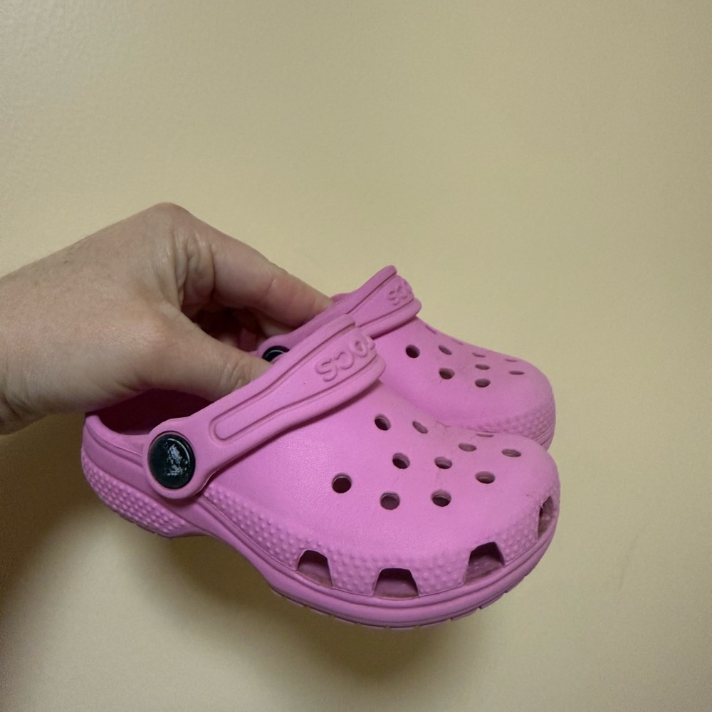 CROCS - C7